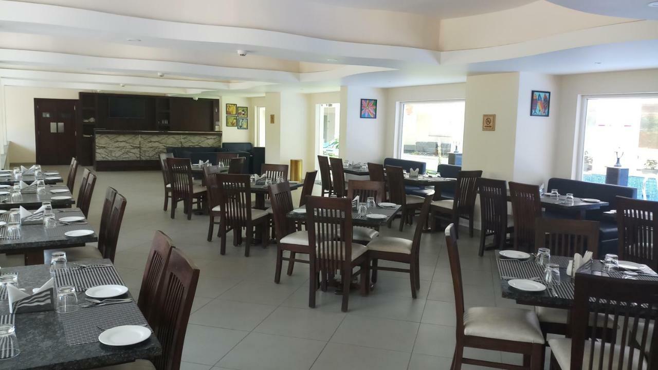 Regenta Central North Goa, Arpora Exterior foto