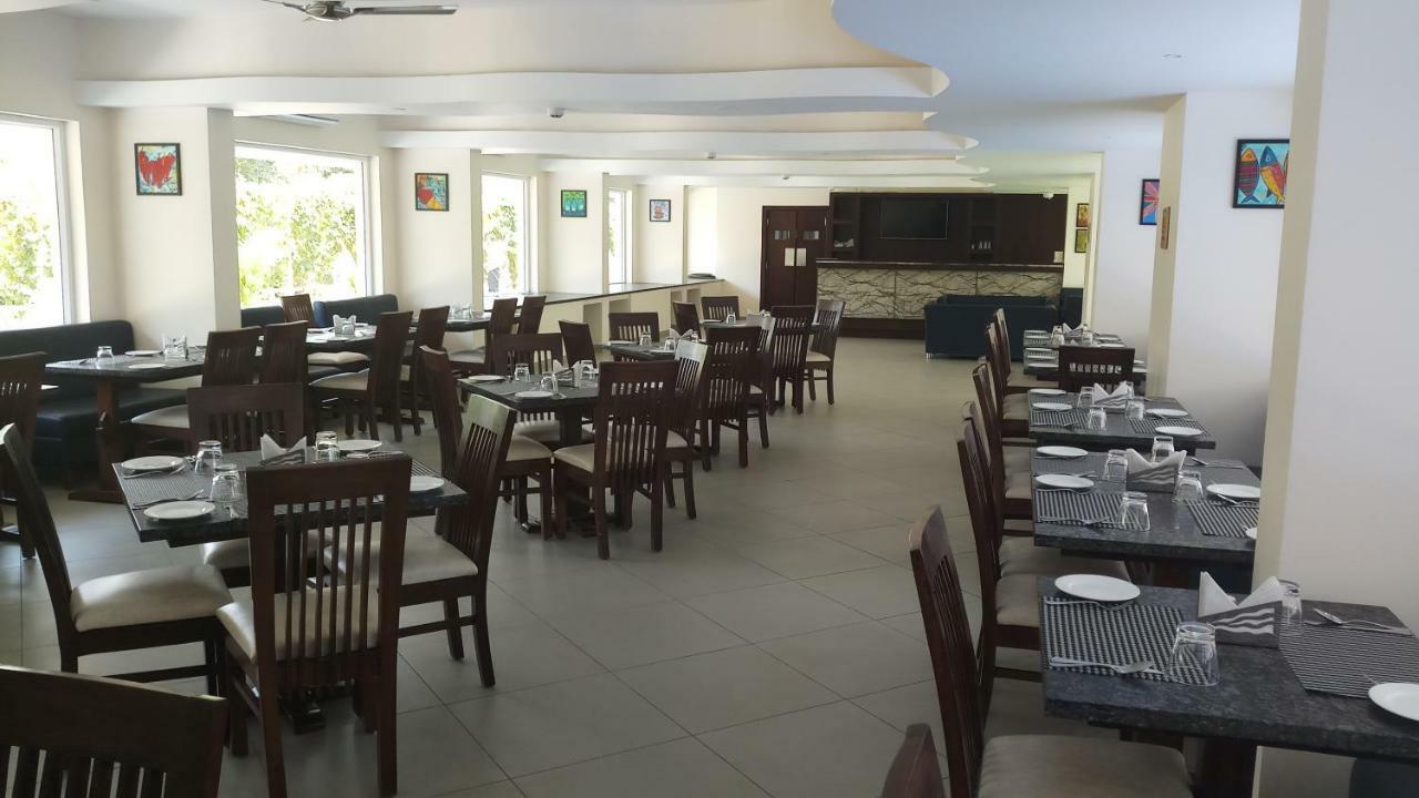 Regenta Central North Goa, Arpora Exterior foto