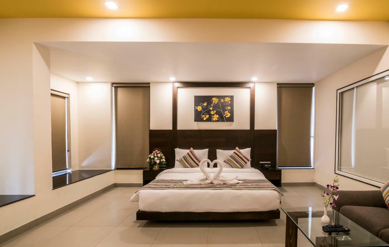Regenta Central North Goa, Arpora Exterior foto