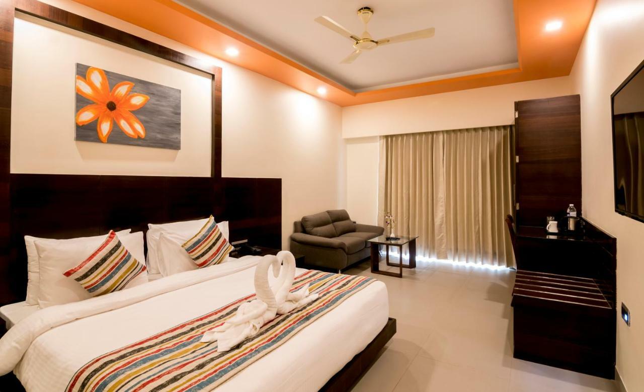 Regenta Central North Goa, Arpora Exterior foto